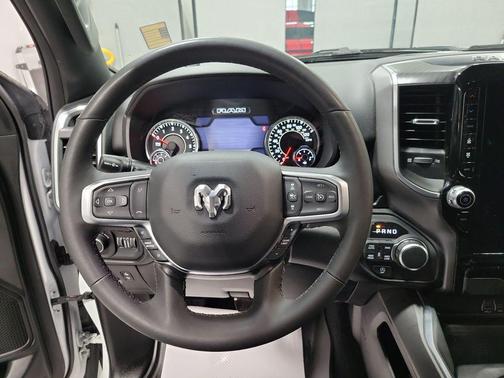 Bright White Clearcoat 2025 RAM 1500 Big Horn/Lone Star