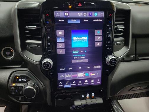 Bright White Clearcoat 2025 RAM 1500 Big Horn/Lone Star