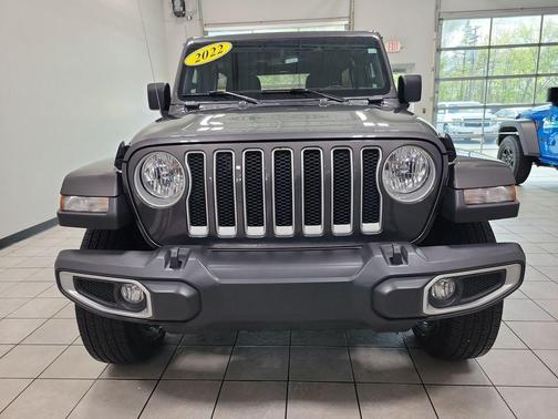 Granite Crystal Clearcoat Metallic 2022 Jeep Wrangler Unlimited Sahara