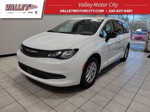2026 Chrysler Voyager LX