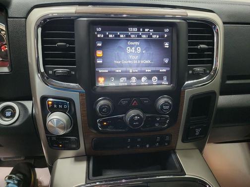 Delmonico Red Pearlcoat 2017 RAM 1500 Laramie