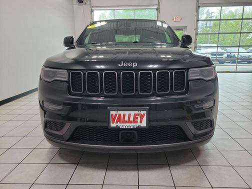 Diamond Black 2019 Jeep Grand Cherokee Altitude