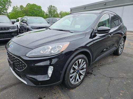 2020 Ford Escape Titanium