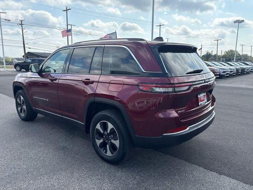 2023 Jeep Grand Cherokee 4xe Base