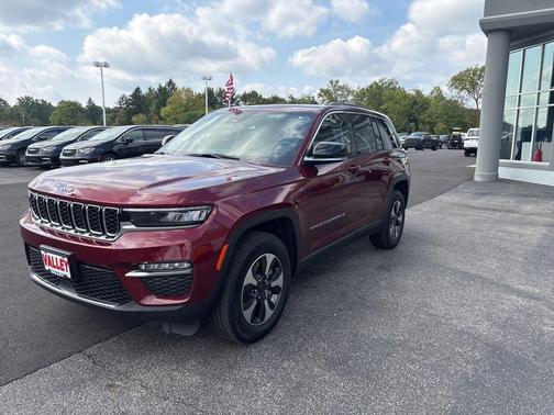 2023 Jeep Grand Cherokee 4xe Base