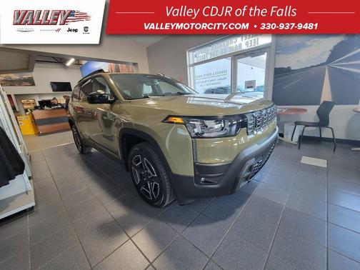 41 2026 Jeep Cherokee LAREDO/LIMITED