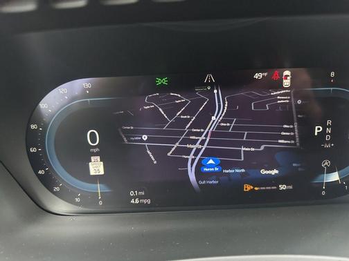 2025 Volvo XC90 B5 Plus