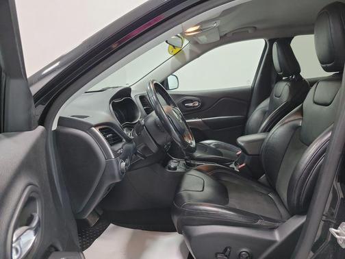 Diamond Black 2020 Jeep Cherokee Latitude Plus