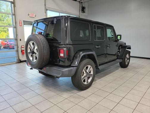 2020 Jeep Wrangler Unlimited Sahara