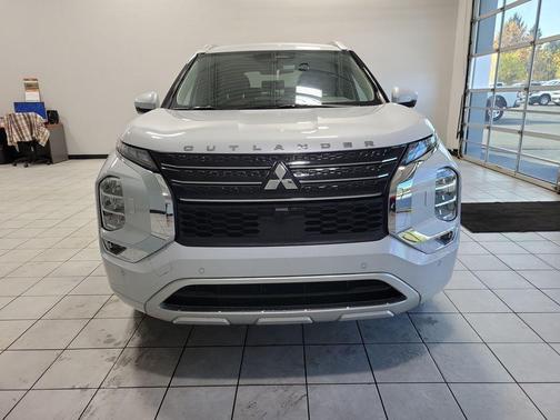 2024 Mitsubishi Outlander SEL