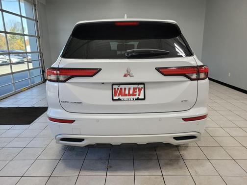 2024 Mitsubishi Outlander SEL