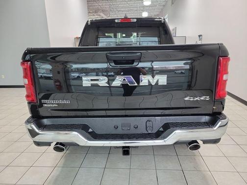 Diamond Black 2026 RAM 1500 Big Horn/Lone Star