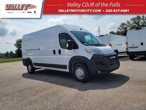 Bright White Clearcoat 2026 RAM ProMaster 2500 High Roof