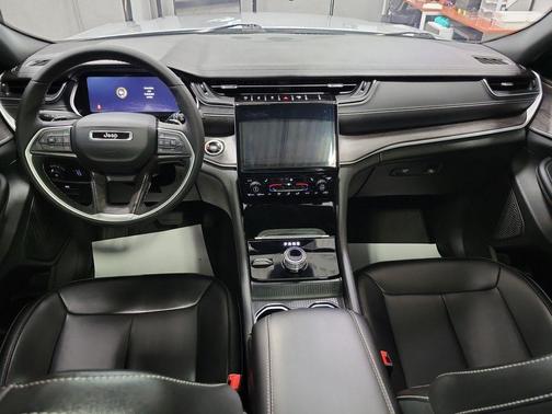 Silver Zynith 2024 Jeep Grand Cherokee Limited