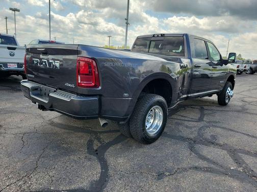Granite Crystal Clearcoat Metallic 2026 RAM 3500 Laramie