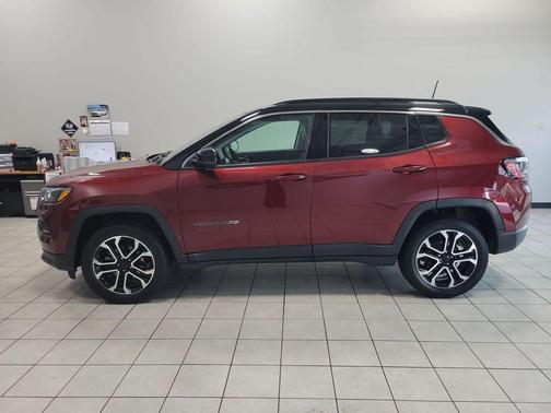 Velvet Red Pearlcoat 2022 Jeep Compass Limited