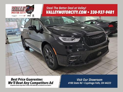 2026 Chrysler Pacifica Select