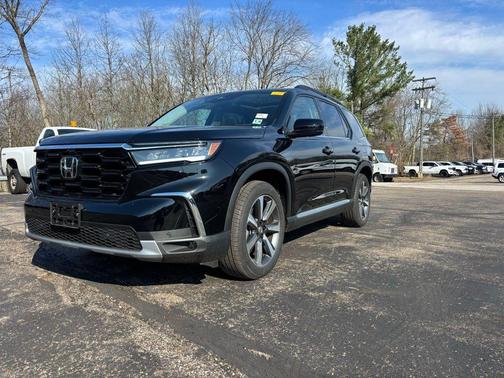 Black 2025 Honda Pilot Elite