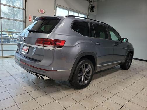 2021 Volkswagen Atlas 3.6 V6 SE w/ Technology R-Line
