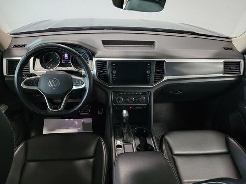 2021 Volkswagen Atlas 3.6 V6 SE w/ Technology R-Line