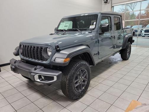 2026 Jeep Gladiator Sport