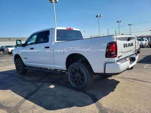 Bright White Clearcoat 2026 RAM 2500 Big Horn