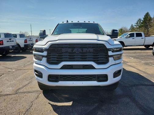 Bright White Clearcoat 2026 RAM 2500 Big Horn