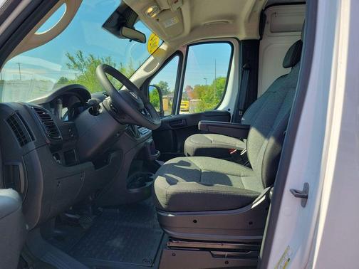 Bright White Clearcoat 2024 RAM ProMaster 2500 High Roof