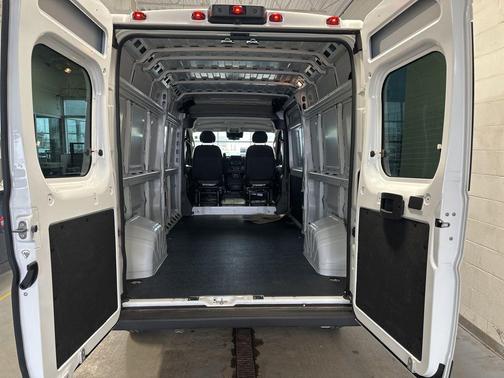 Bright White Clearcoat 2024 RAM ProMaster 2500 High Roof