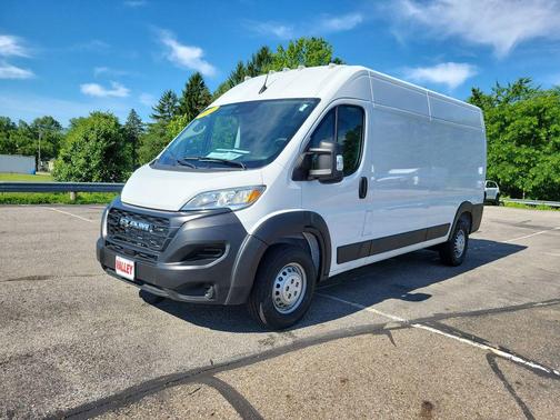 Bright White Clearcoat 2024 RAM ProMaster 2500 High Roof