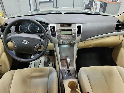 Natural Khaki Mica 2010 Hyundai SONATA GLS