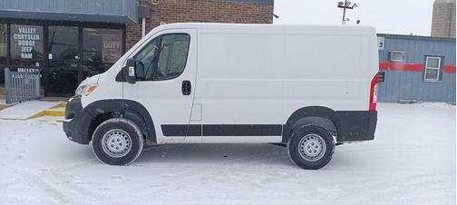 2025 RAM ProMaster 1500 Low Roof