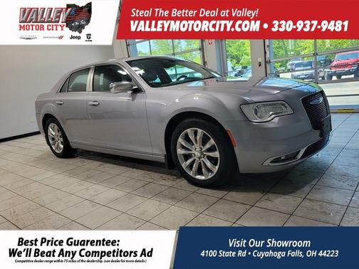 2017 Chrysler 300C Base
