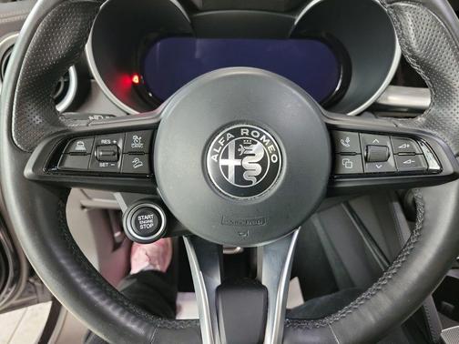 2024 Alfa Romeo Stelvio Ti