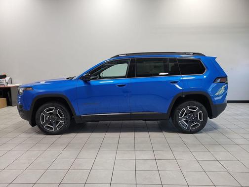 Hydro Blue Pearlcoat 2026 Jeep Cherokee LAREDO/LIMITED