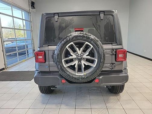 2025 Jeep Wrangler 4xe Sport