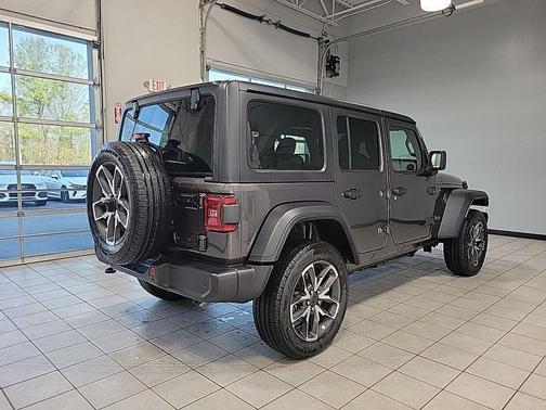 2025 Jeep Wrangler 4xe Sport
