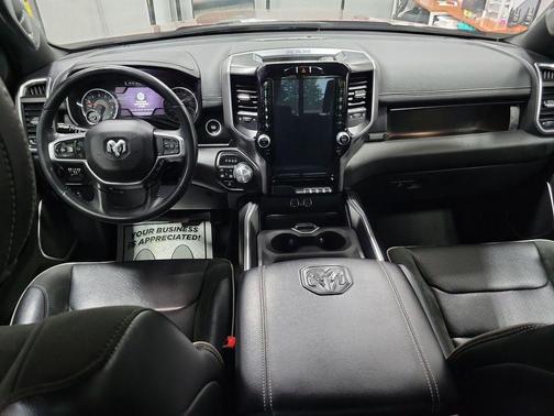Delmonico Red Pearlcoat 2023 RAM 1500 Laramie
