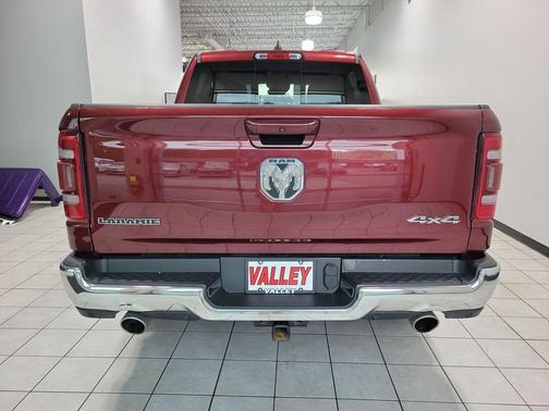 Delmonico Red Pearlcoat 2023 RAM 1500 Laramie