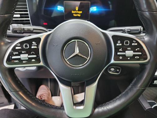 2023 Mercedes-Benz GLS 450 4MATIC