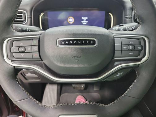 2023 Jeep Wagoneer Base