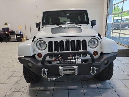 2012 Jeep Wrangler Unlimited Sahara