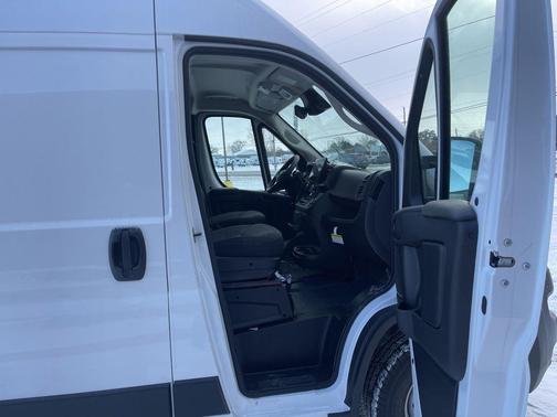 2025 RAM ProMaster 2500 High Roof