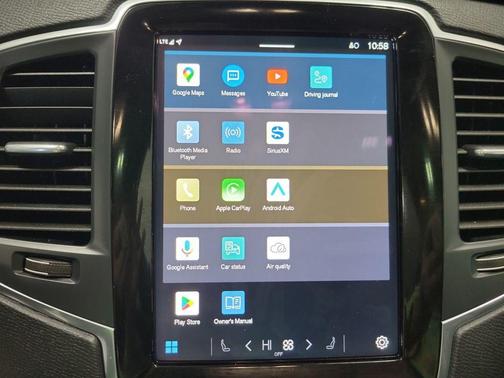 2025 Volvo XC90 B5 Core