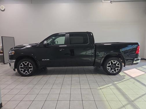 Diamond Black 2026 RAM 1500 Laramie