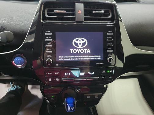 2022 Toyota Prius LE