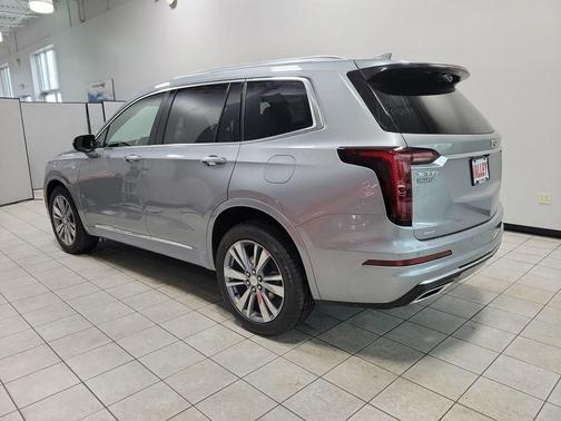 2025 Cadillac XT6 Premium Luxury AWD