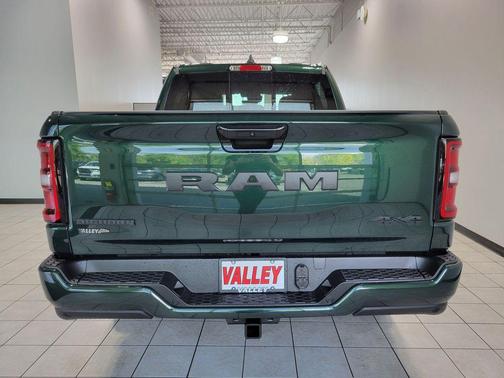 Serrano Red 2026 RAM 1500 Big Horn/Lone Star