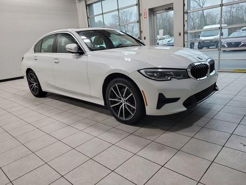 2021 BMW 330 i xDrive