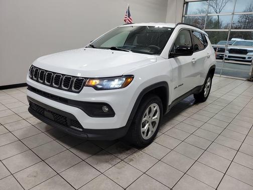 2024 Jeep Compass Latitude